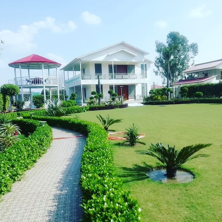 Green Beauty Farm House — delivered farmhouse 03, Noida